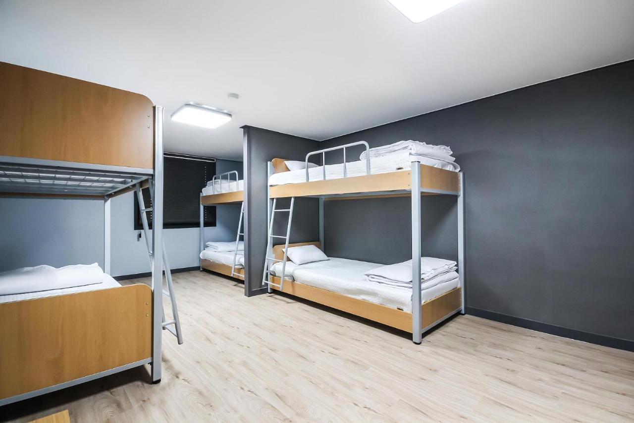 Deluxe Motel Geoje Exterior foto